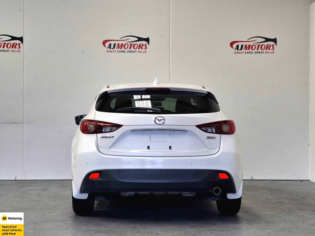 2014 Mazda Axela