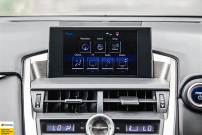 2017 Lexus NX 300h - Thumbnail