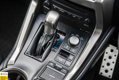 2017 Lexus NX 300h - Thumbnail