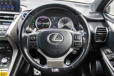 2017 Lexus NX 300h - Thumbnail