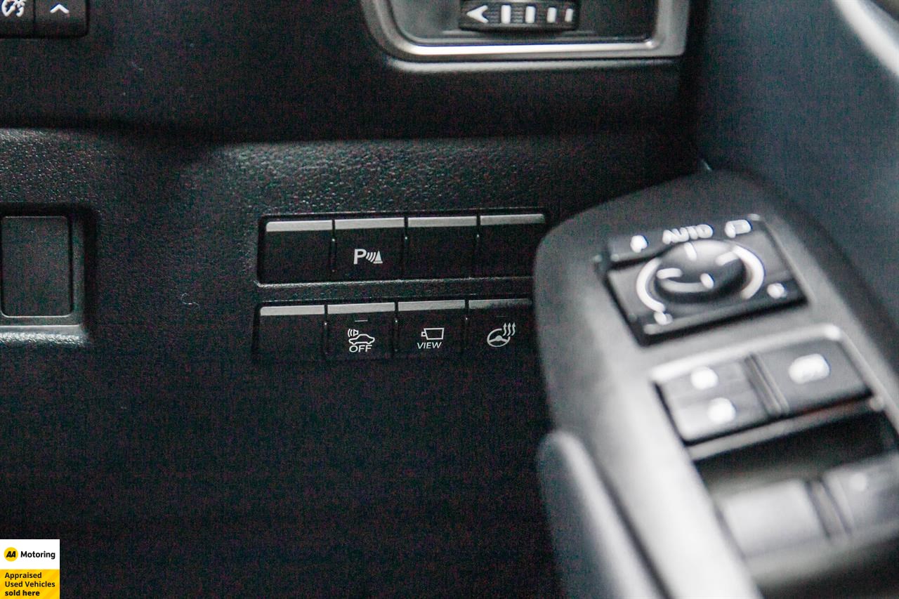 2017 Lexus NX 300h