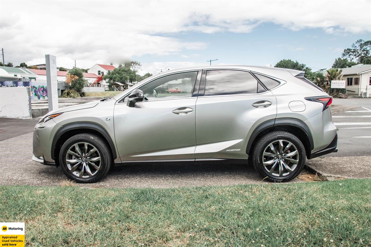 2017 Lexus NX 300h