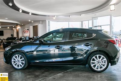 2015 Mazda Axela - Thumbnail