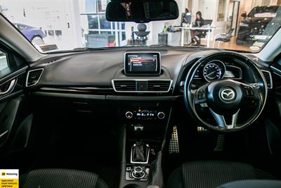 2015 Mazda Axela - Thumbnail