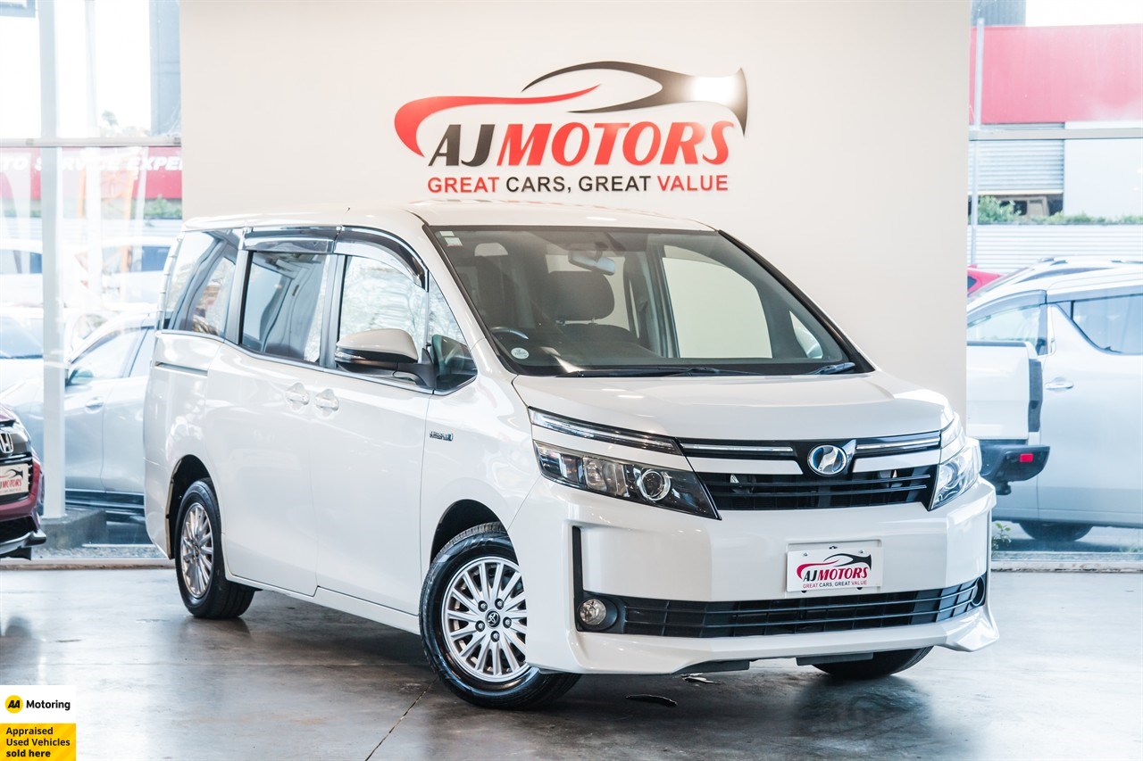 2014 Toyota Voxy