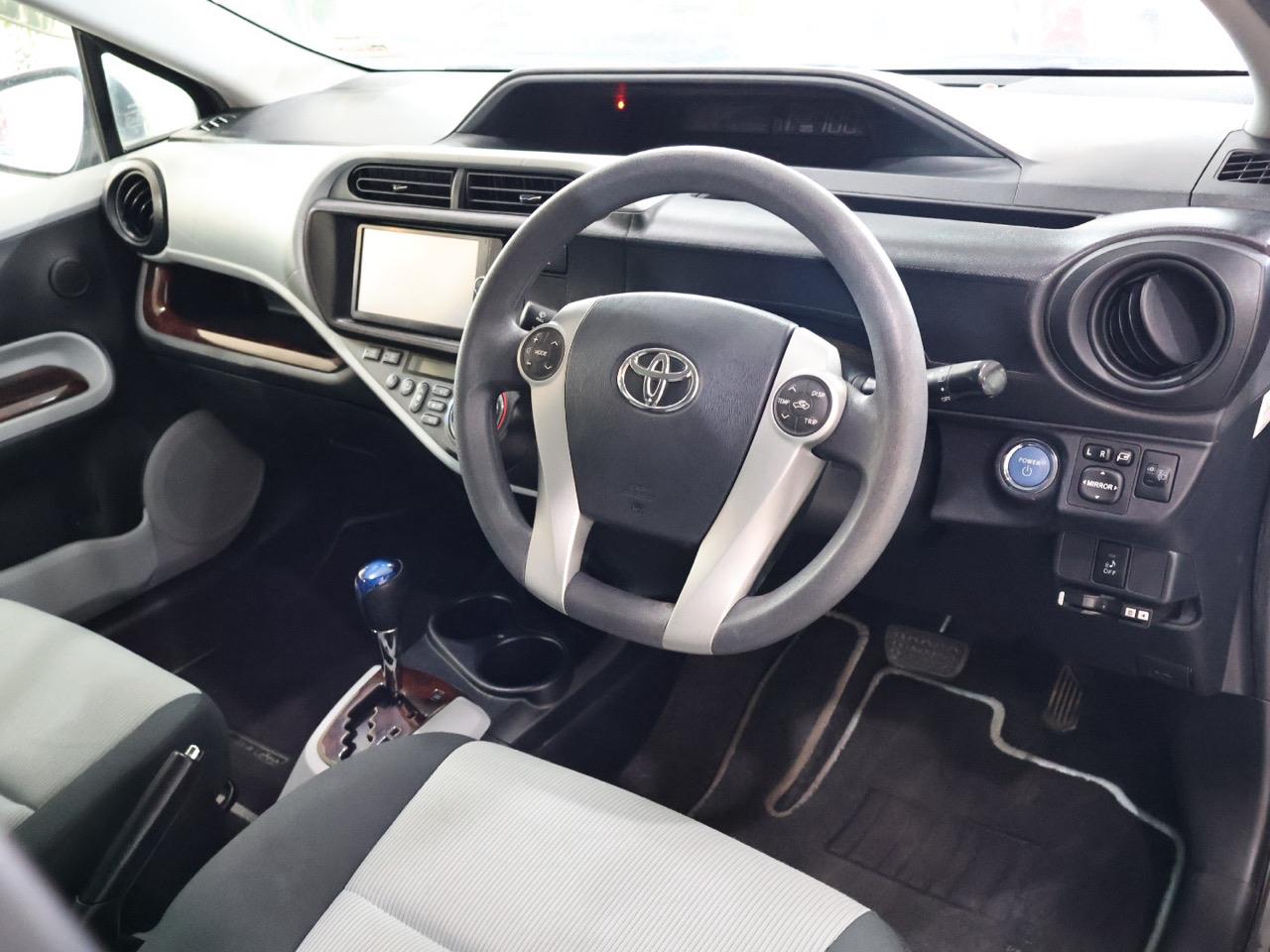 2013 Toyota Aqua