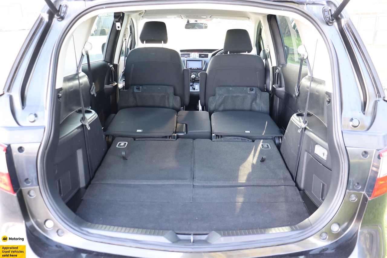2012 Nissan Lafesta