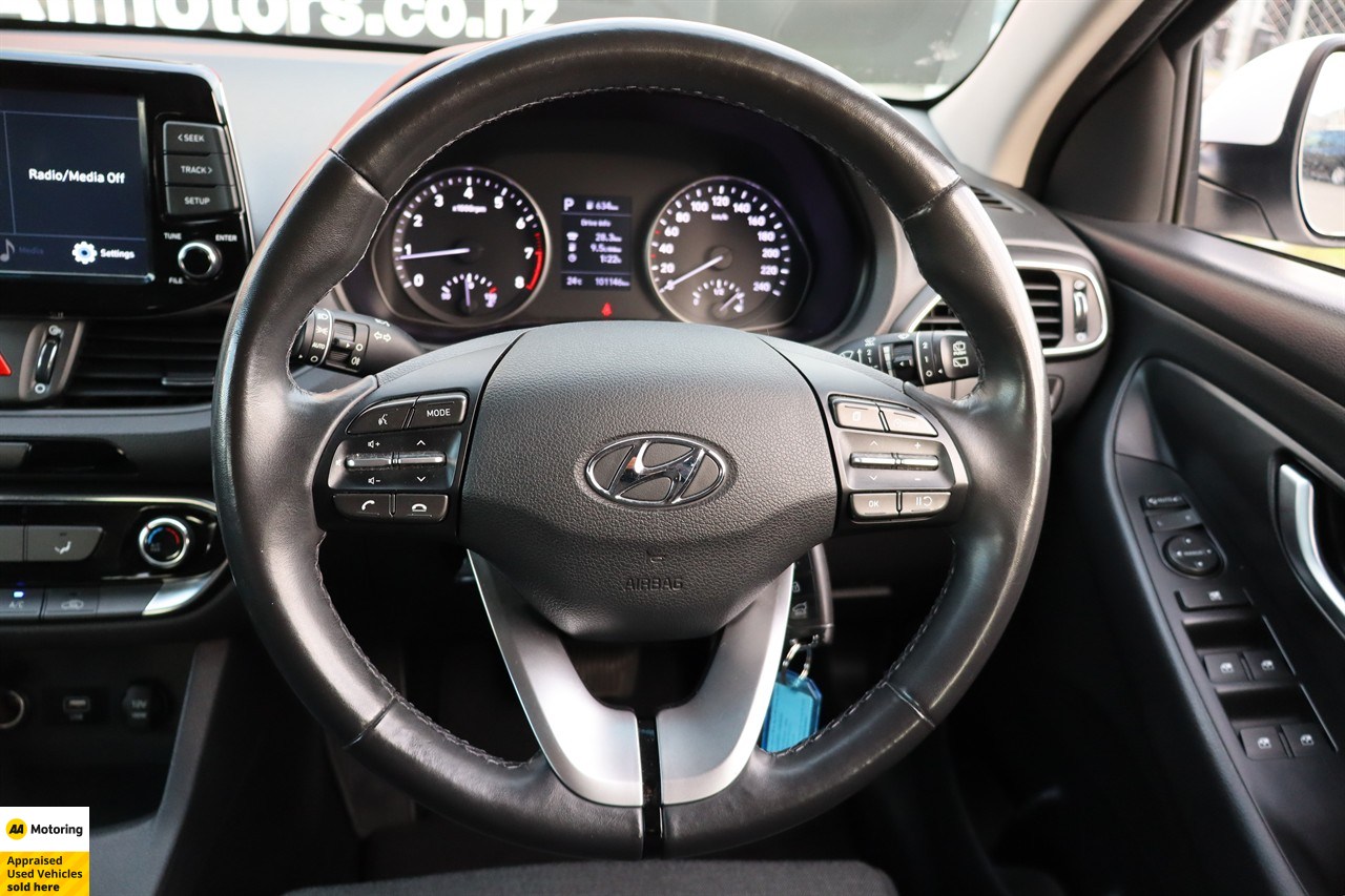 2022 Hyundai i30