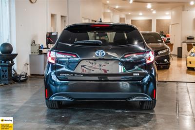 2020 Toyota Corolla - Thumbnail