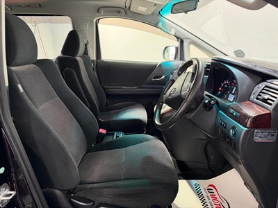 2013 Toyota Vellfire - Thumbnail