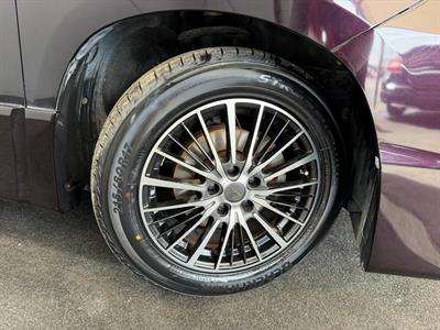 2013 Toyota Vellfire - Thumbnail