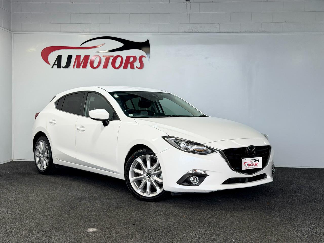 2014 Mazda Axela