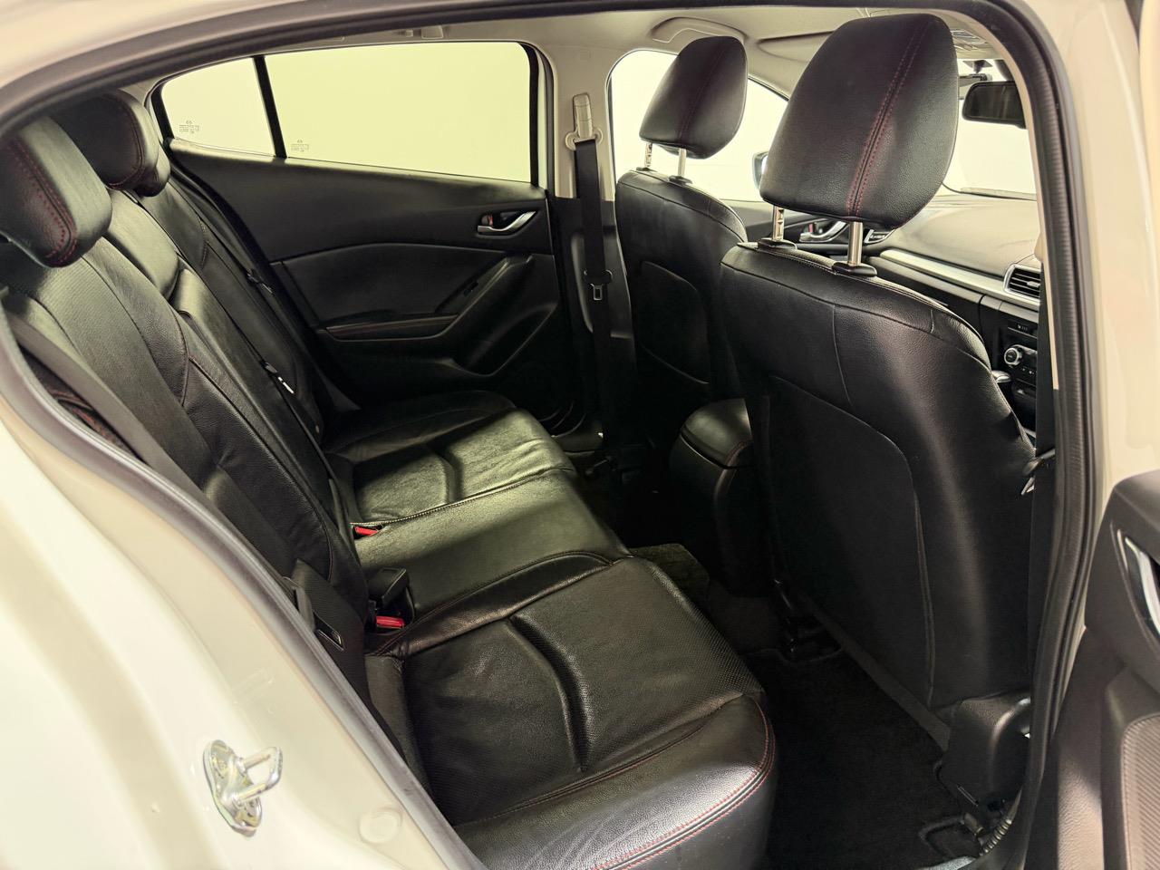 2014 Mazda Axela