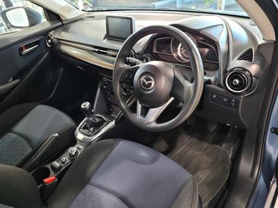 2015 Mazda Demio - Thumbnail