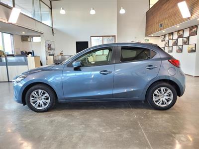 2015 Mazda Demio - Thumbnail
