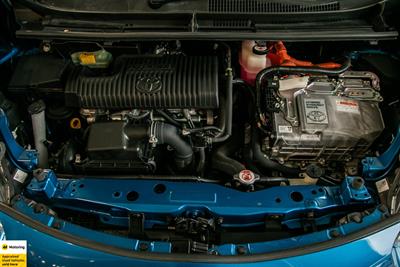 2018 Toyota Sienta - Thumbnail