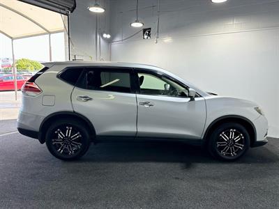 2014 Nissan X-Trail - Thumbnail