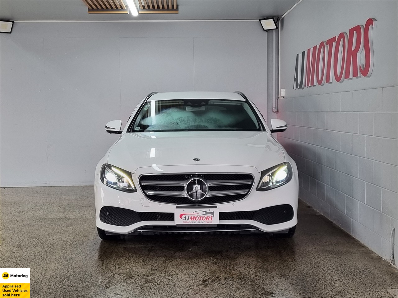 2019 Mercedes-Benz E 200
