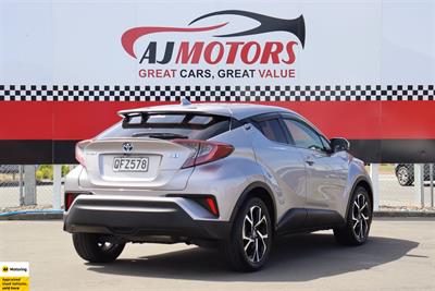 2018 Toyota C-HR - Thumbnail