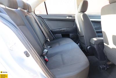 2015 Mitsubishi Lancer - Thumbnail