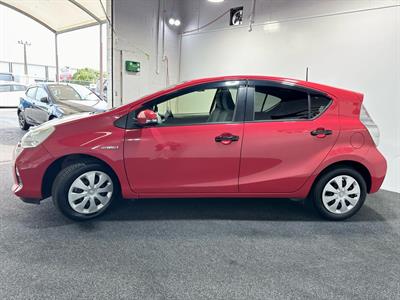 2014 Toyota Aqua - Thumbnail