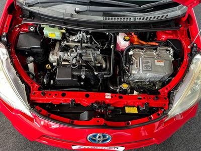2014 Toyota Aqua - Thumbnail