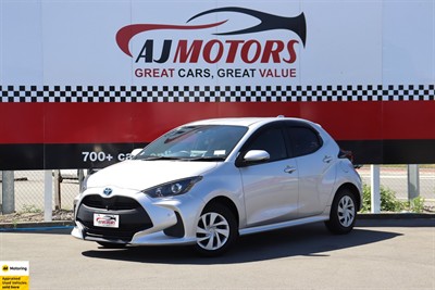 2020 Toyota Yaris - Thumbnail