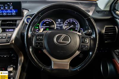 2016 Lexus NX 300h - Thumbnail