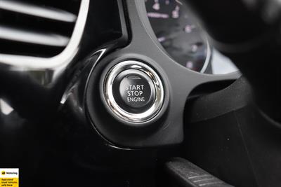 2021 Mitsubishi Outlander - Thumbnail