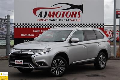 2021 Mitsubishi Outlander - Thumbnail