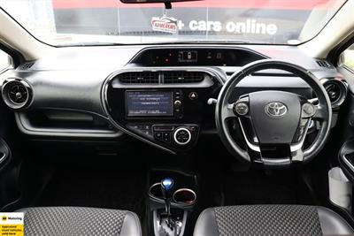 2017 Toyota Aqua - Thumbnail