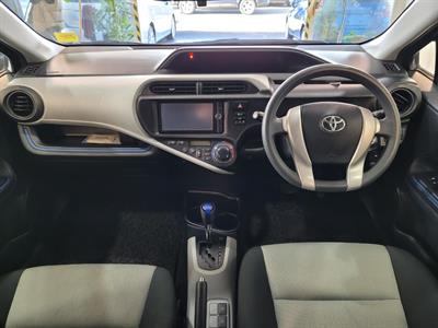 2014 Toyota Aqua - Thumbnail