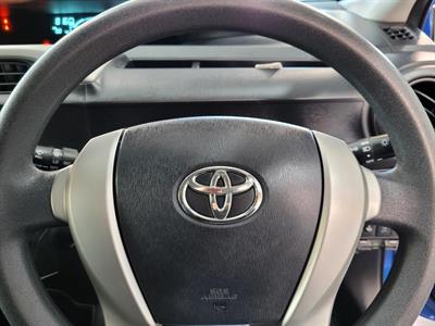 2014 Toyota Aqua - Thumbnail