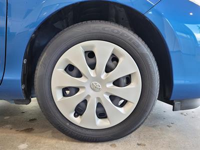 2014 Toyota Aqua - Thumbnail