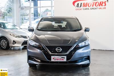2020 Nissan Leaf - Thumbnail