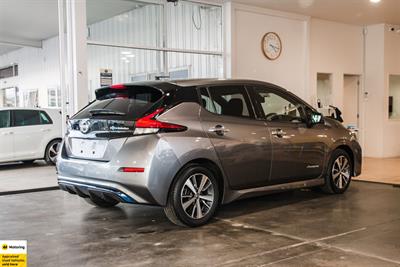 2020 Nissan Leaf - Thumbnail