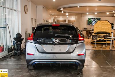 2020 Nissan Leaf - Thumbnail