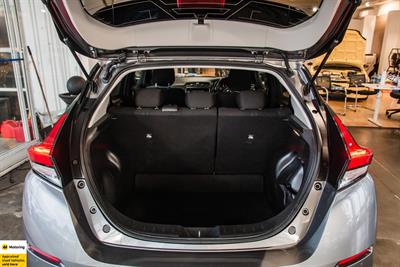 2020 Nissan Leaf - Thumbnail