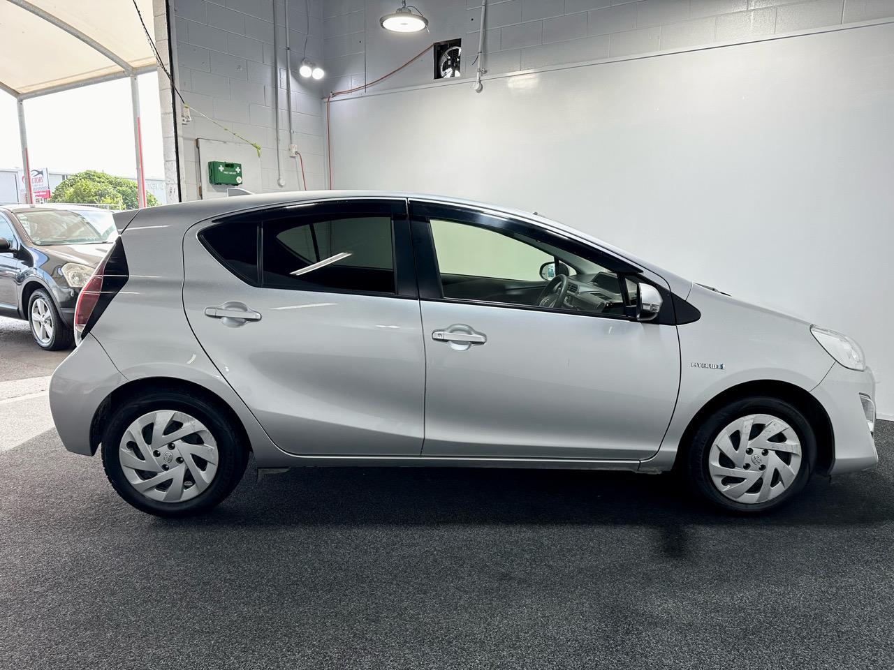 2017 Toyota Aqua