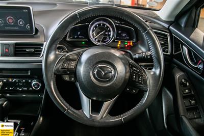 2014 Mazda Axela - Thumbnail
