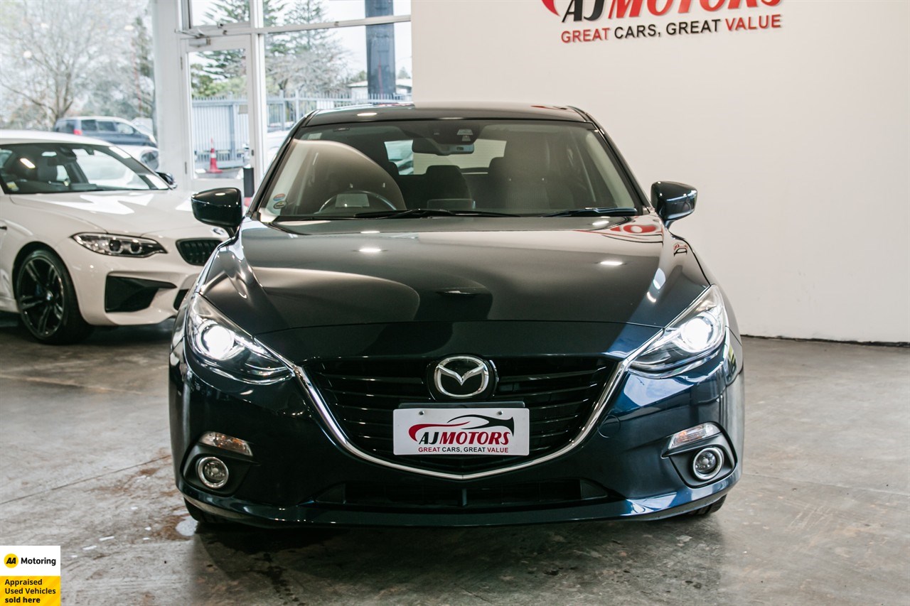 2014 Mazda Axela