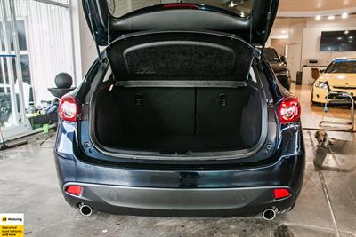 2014 Mazda Axela - Thumbnail