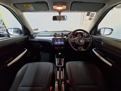 2022 Suzuki Swift - Thumbnail