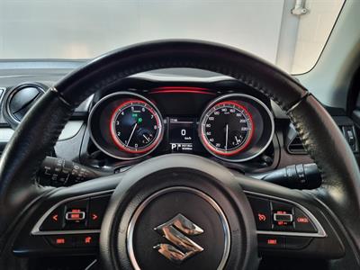 2022 Suzuki Swift - Thumbnail