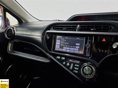 2014 Toyota Aqua - Thumbnail