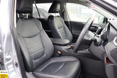 2019 Toyota RAV4 - Thumbnail