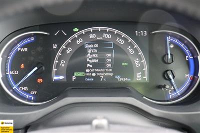 2019 Toyota RAV4 - Thumbnail