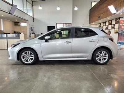 2021 Toyota Corolla - Thumbnail