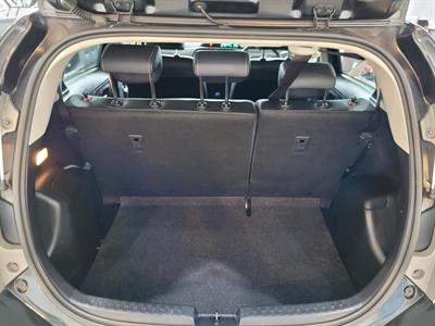 2014 Toyota Aqua - Thumbnail