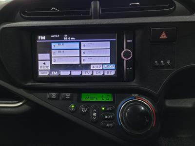 2014 Toyota Aqua - Thumbnail